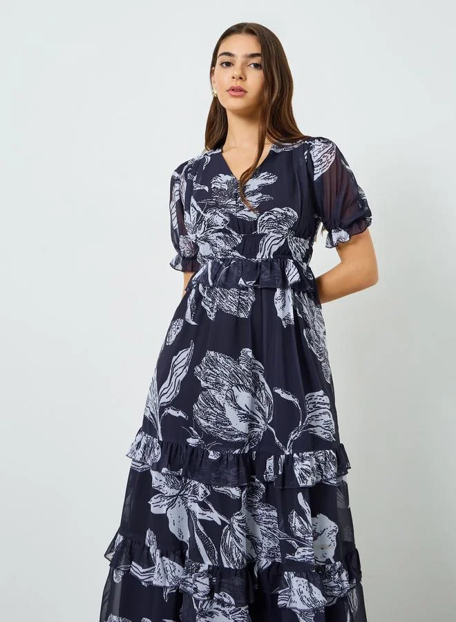 ستايلي فستان طويل بطبعة زهور وحافة واسعة